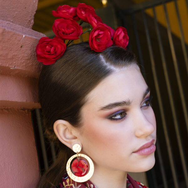 ramillete de flores de flamenca ranunculos rojos